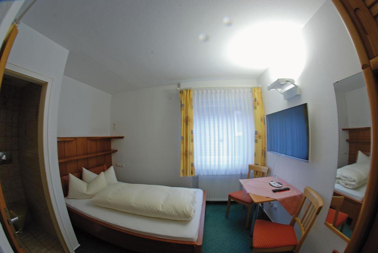 Seehotel ZUR MÜNZ Meersburg Exterior foto